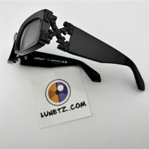 Off-White Roma Black Sunglasses with Unique Detailing